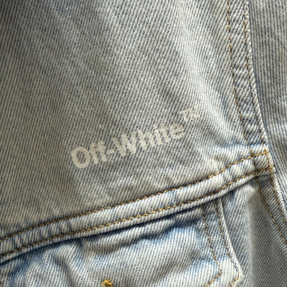 Off-White 100% Authentic Light Gray Denim Jacket​ - Picture 6 of 8